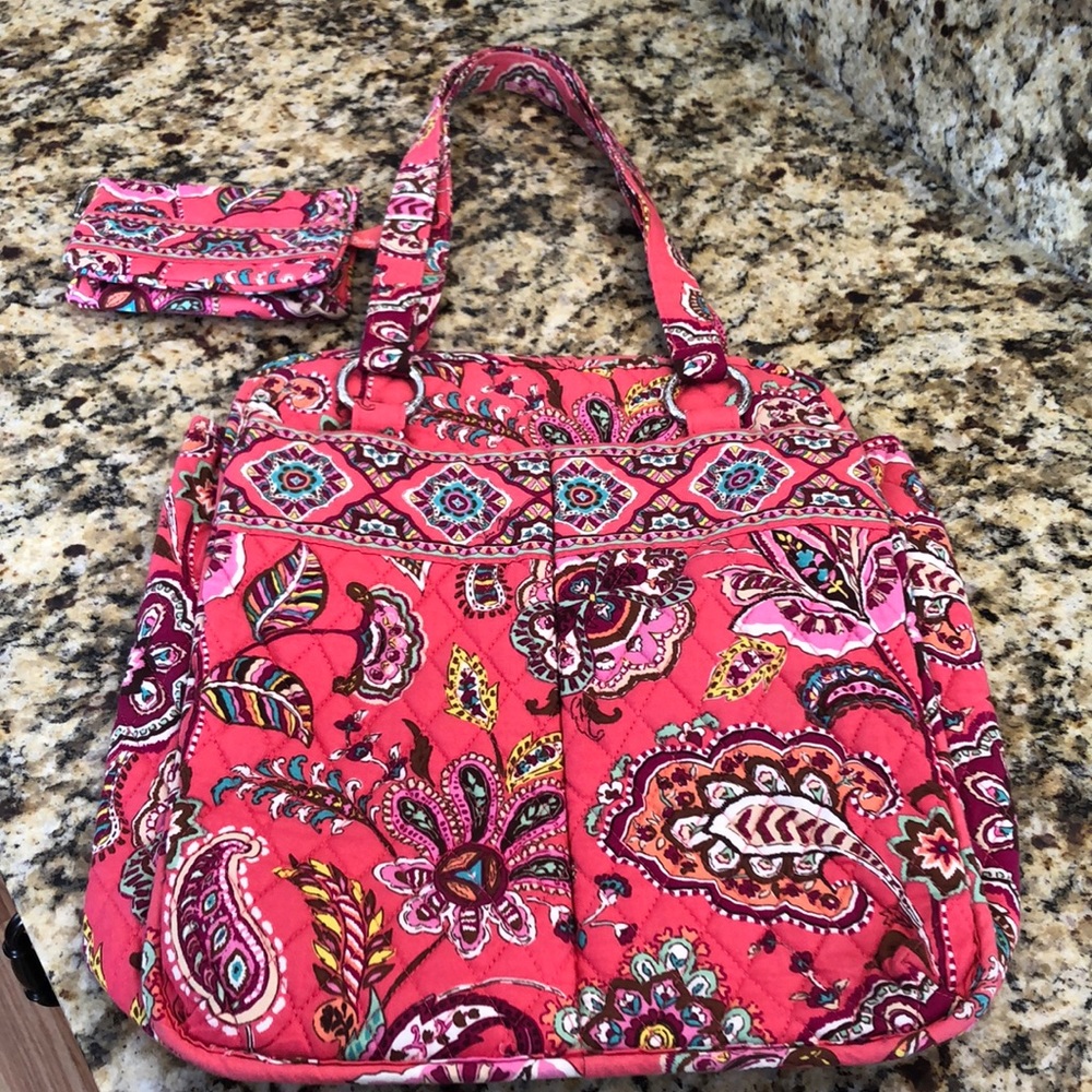 Vera Bradley bundle - tote with matching wallet !!